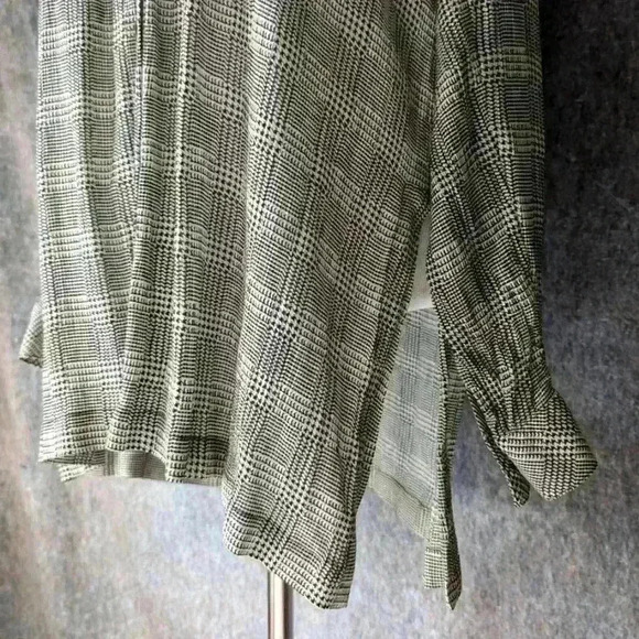 J Jill Houndstooth Button down Shirt Tunic - Picture 3 of 5